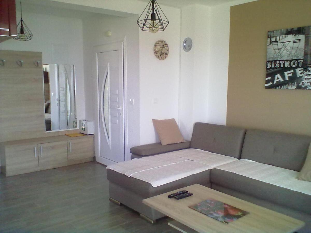 Apartman Mihalj Zadar-Rtina Miletici Εξωτερικό φωτογραφία